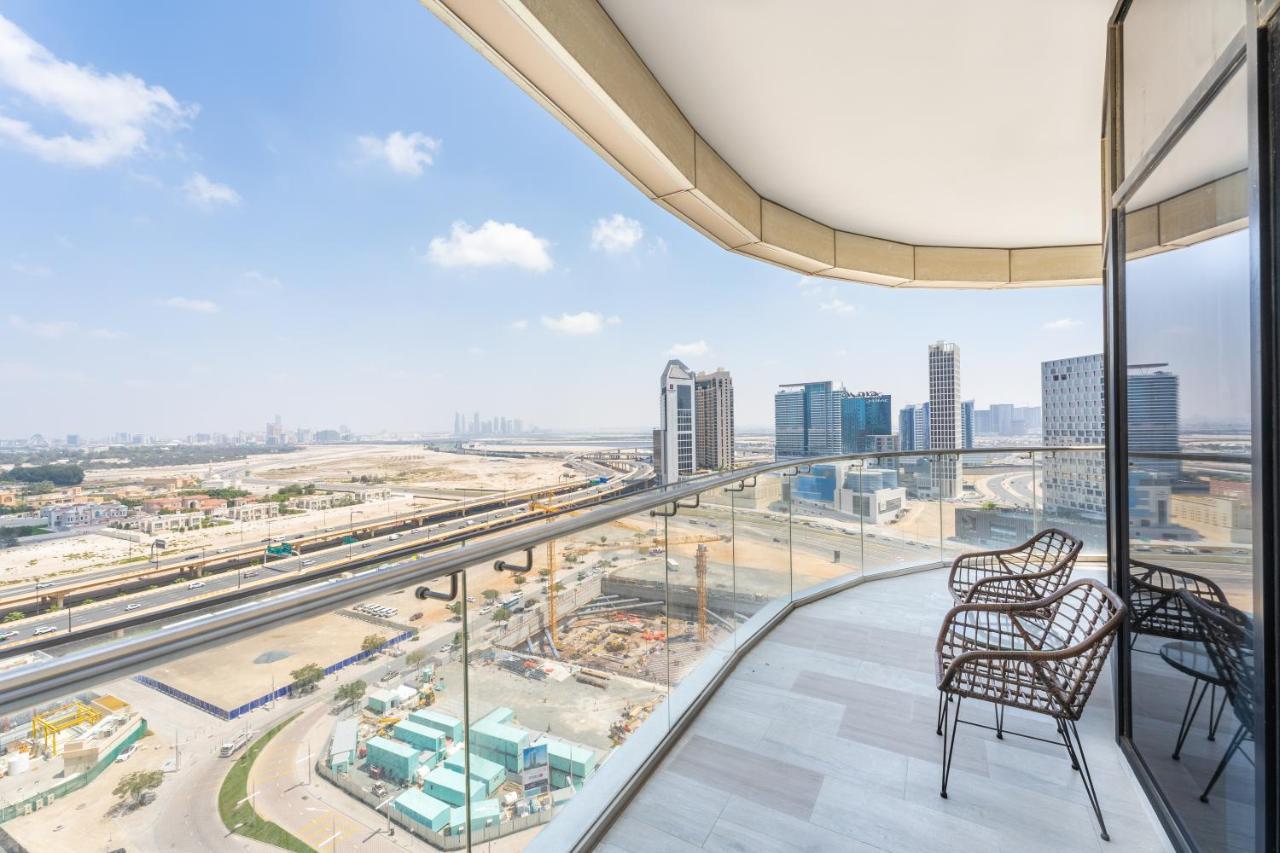 Fam Living - Rp Heights - 3 Mins Walk To Burj Khalifa & Dubai Mall Downtown דובאי מראה חיצוני תמונה